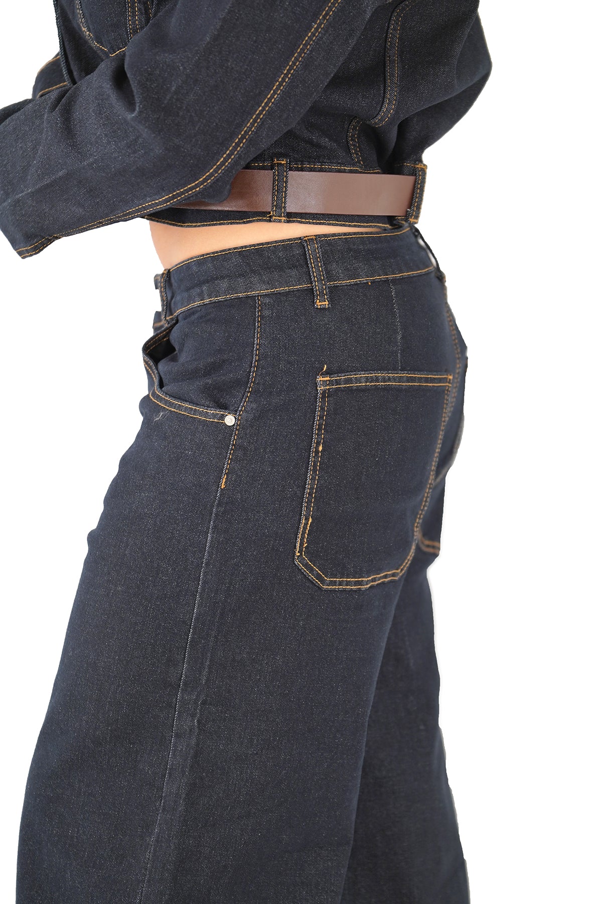 Coordinato in jeans Giacca Cropped e Jeans Wide Leg