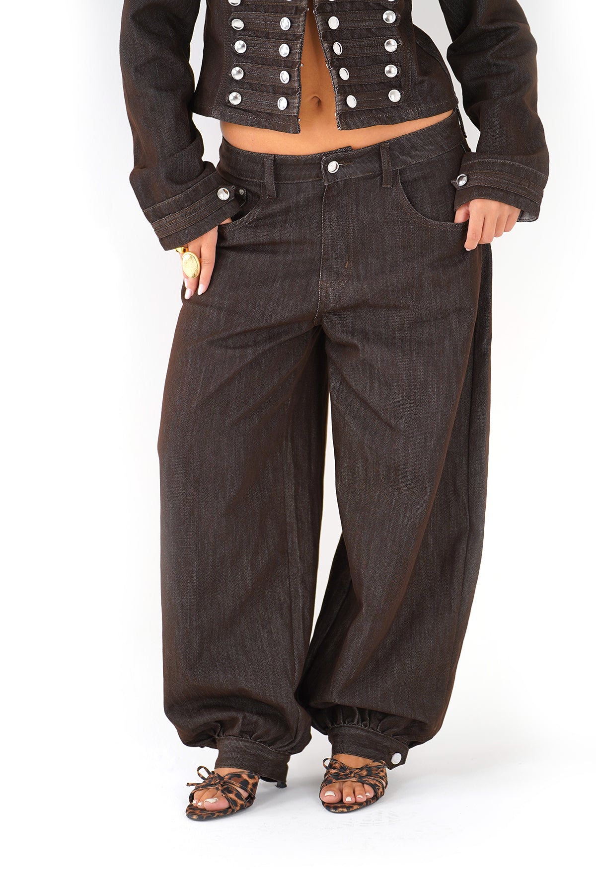 Coordinato denim circense giacca corta e pantaloni wide leg
