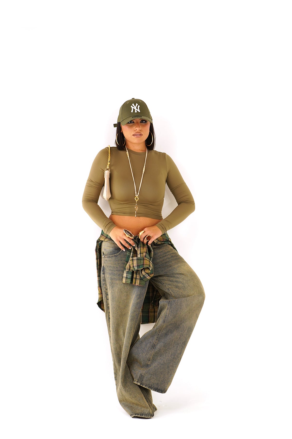 Maglia crop manica lunga elasticizzata aderente