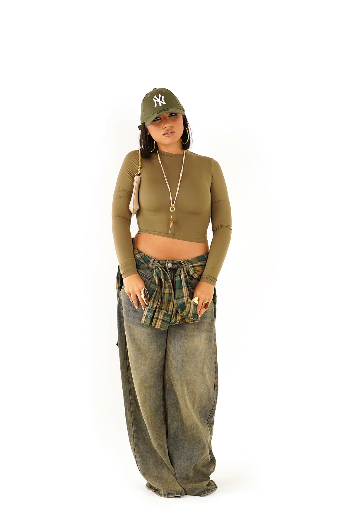 Maglia crop manica lunga elasticizzata aderente