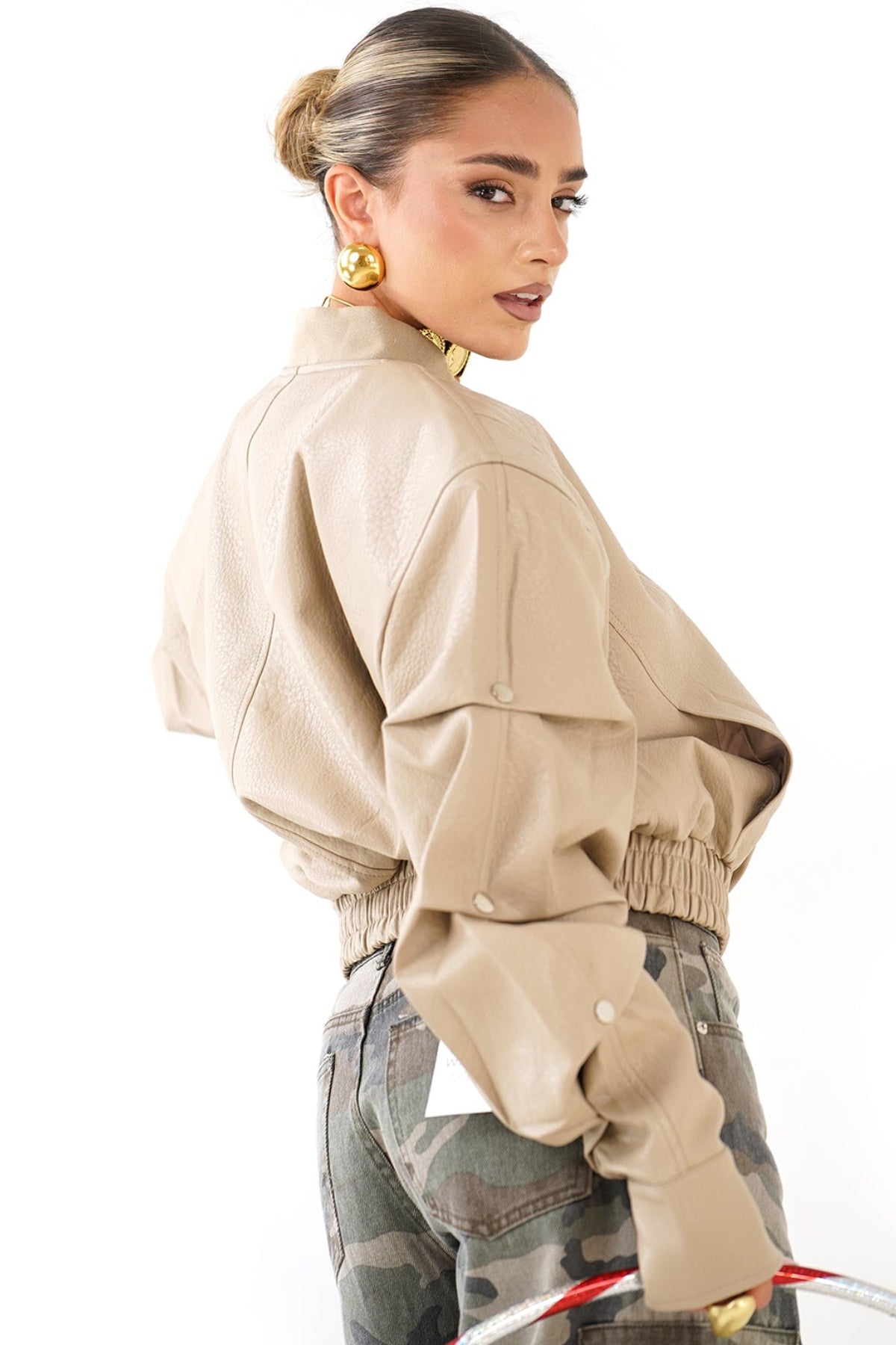 GIUBBOTTO RILEY CROPPED VANIGLIA IN ECOPELLE MANICHE CON BOTTONI