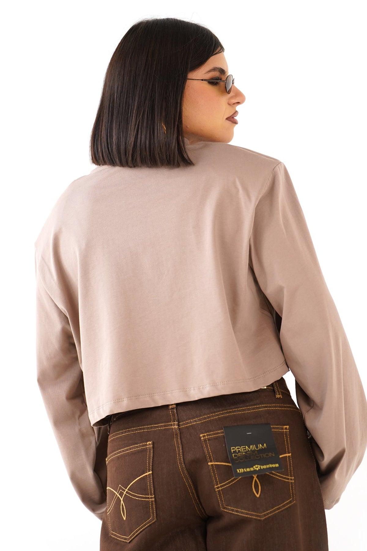 T-SHIRT XENA TORTORA CROPPED MANICHE LUNGHE COLLO ALTO JUSTWEST