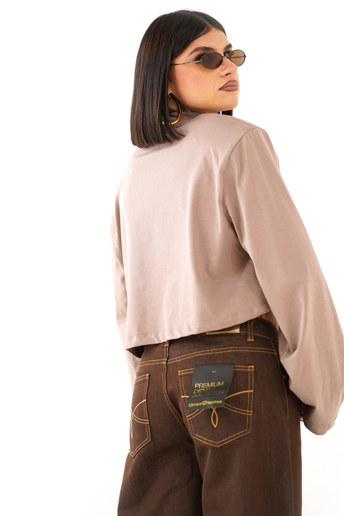 T-SHIRT XENA TORTORA CROPPED MANICHE LUNGHE COLLO ALTO JUSTWEST