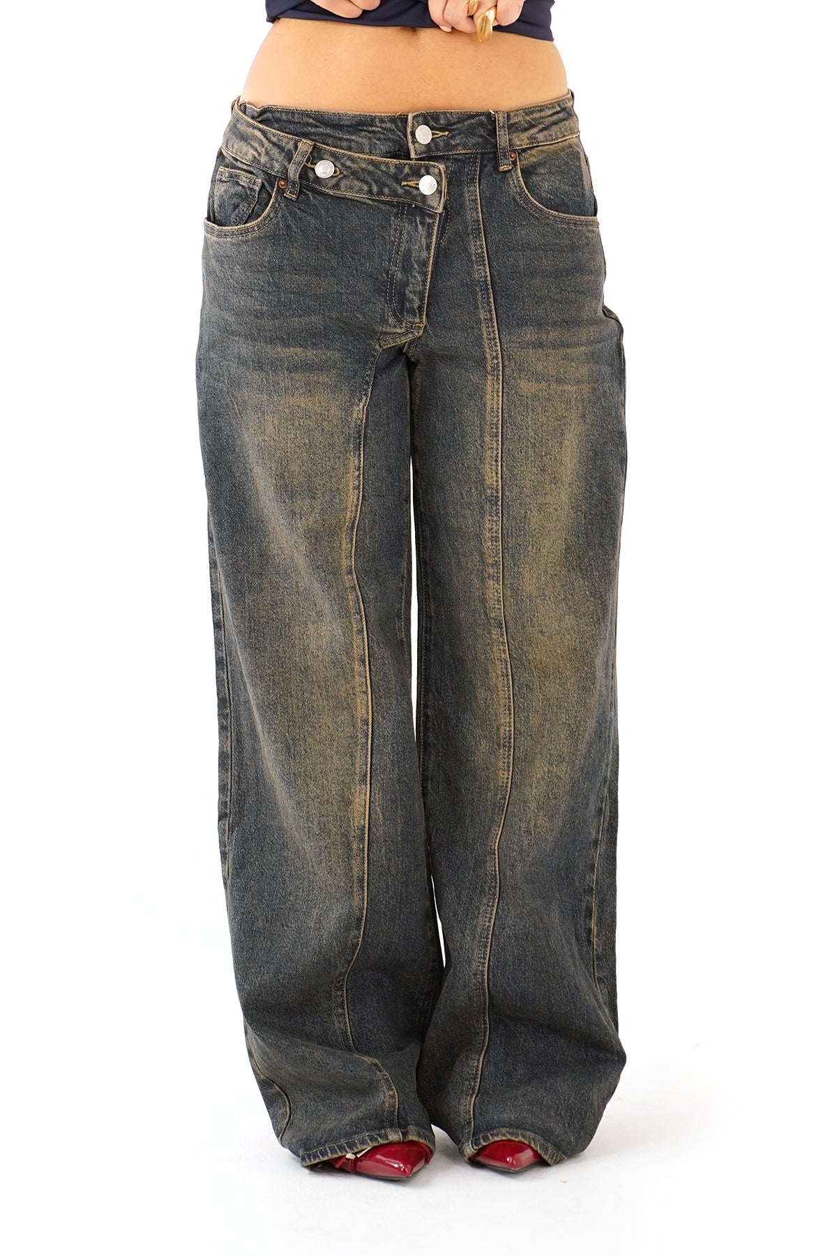 JEANS CROSSOVER SLAVATI WIDE LEG CON ABBOTTONATURA INCROCIATA
