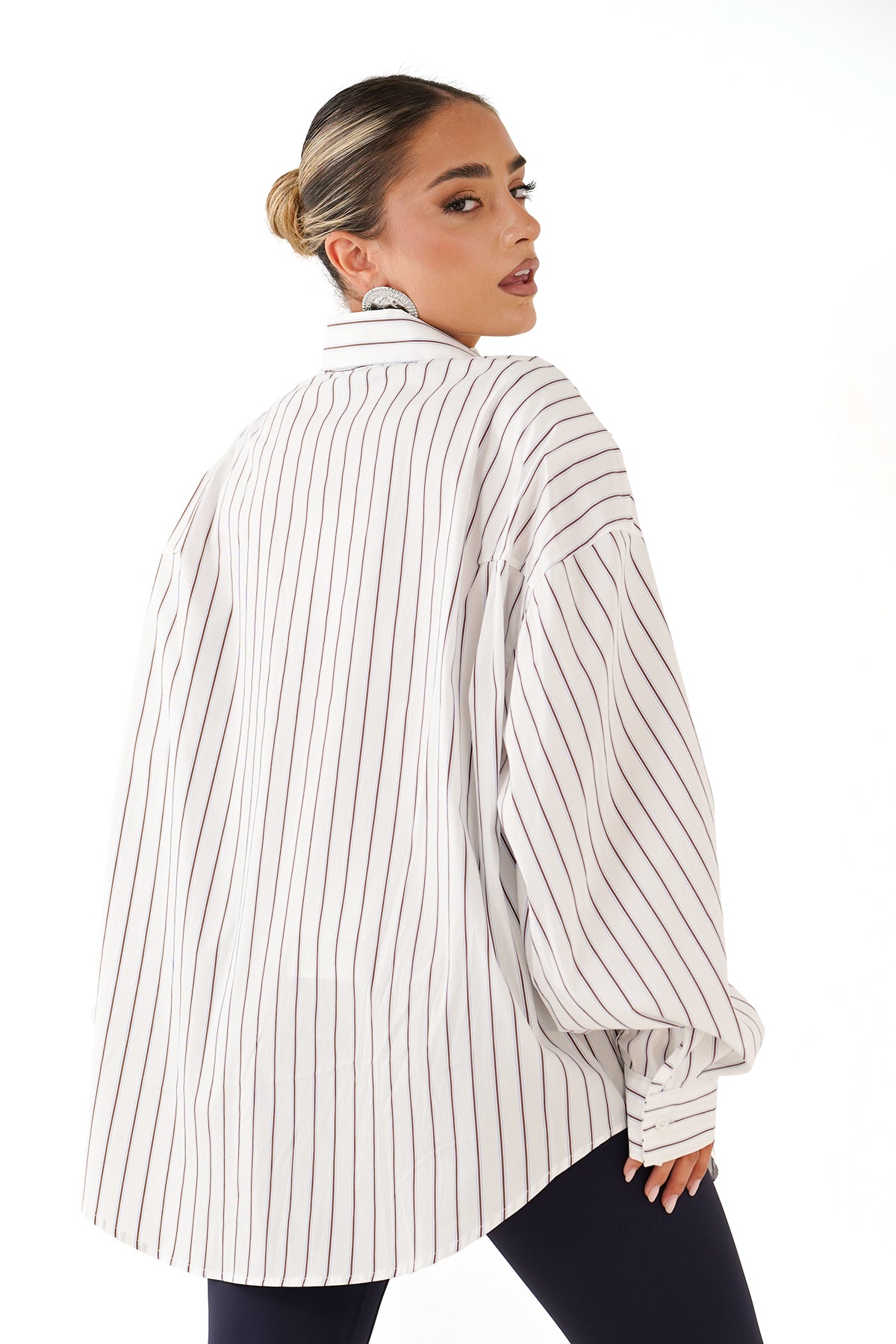 CAMICIA PERLA BIANCO OVERSIZE RIGATA CON SPALLINE IMBOTTITE TAGLIA UNICA JUST WEST