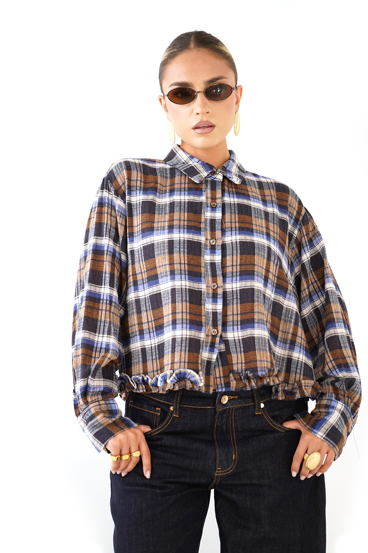 CAMICIA GRETA BLU CROPPED A QUADRI CON BORDO ARRICCIATO