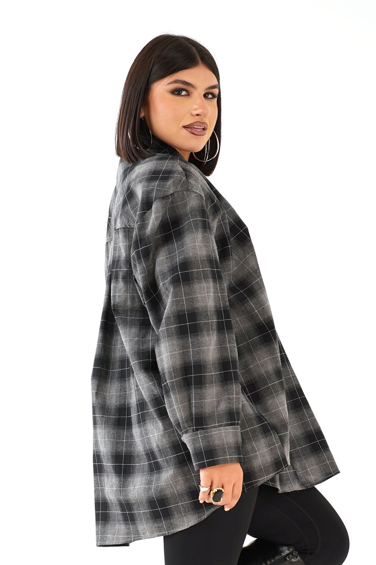 CAMICIA RUBINA NERA OVERSIZE A QUADRI CON SPALLINE IMBOTTITE TAGLIA UNICA JUST WEST