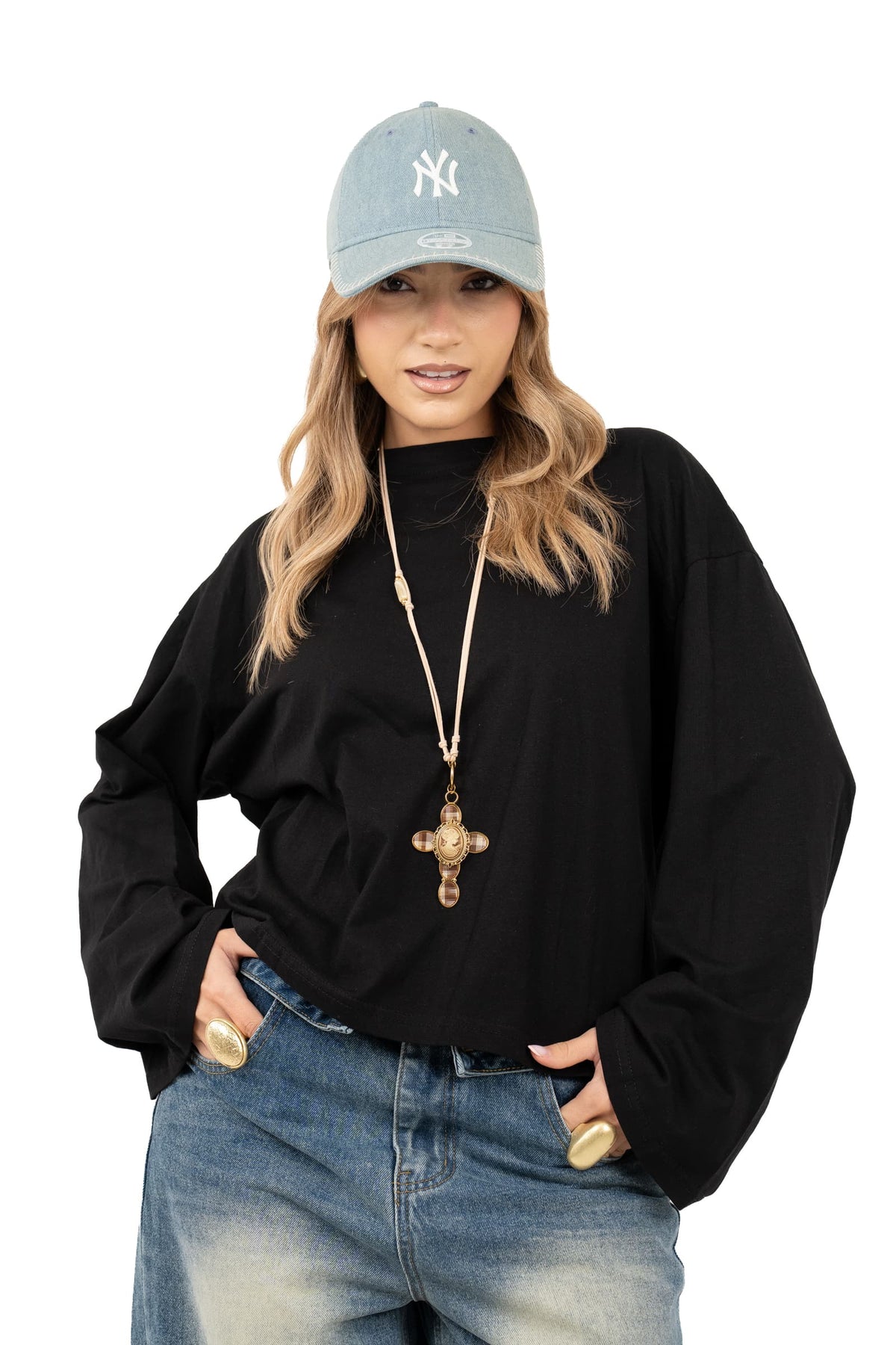 MAGLIA TATE NERA OVERSIZE CON MANICHE AMPIE JUST WEST TAGLIA UNICA
