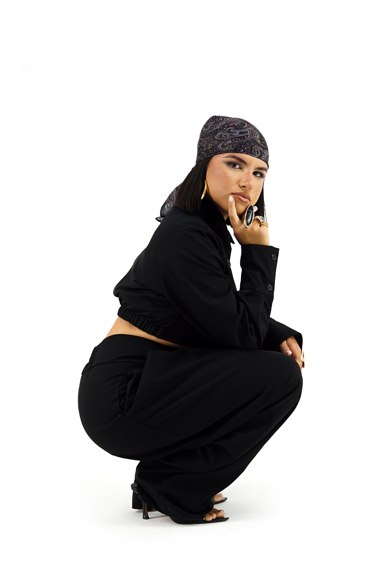 Coordinato Elegante 2 Pezzi con Top Crop e Pantalone Palazzo