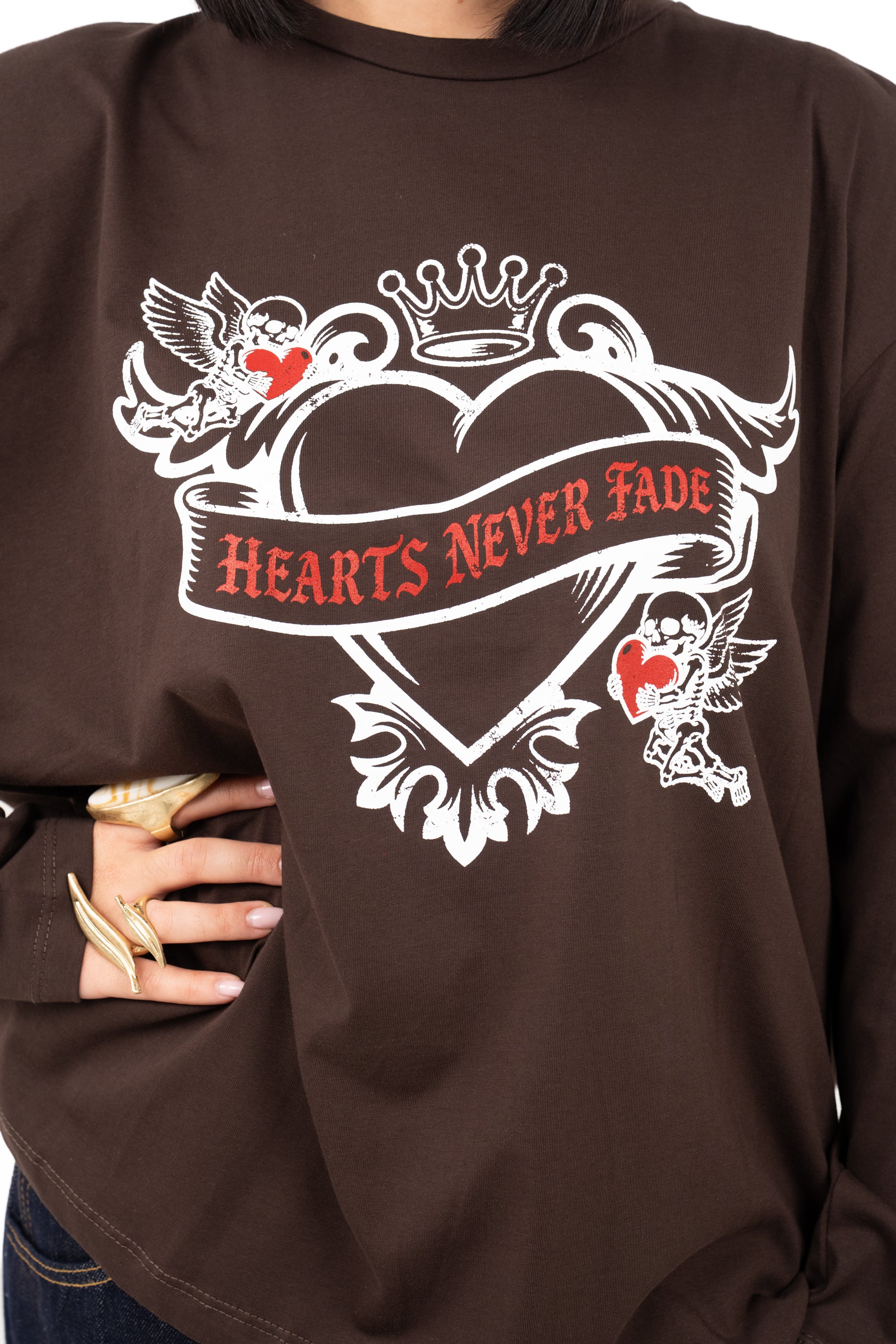 T-SHIRT CUORE OVER SIZE MARRONE TAGLIA UNICA