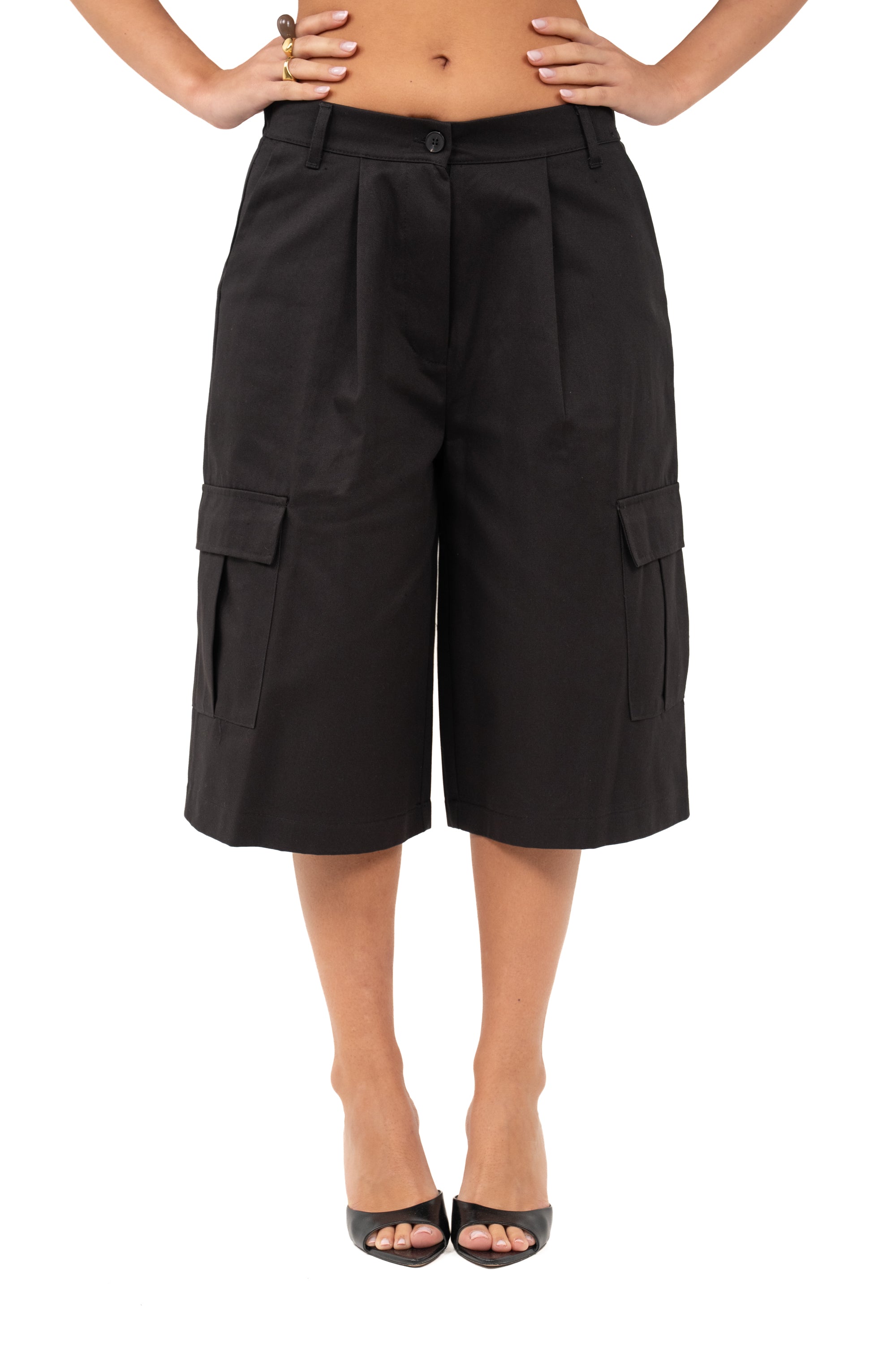 BERMUDA MIRAGE CARGO NERA CON TASCHE JUSTWEST TAGLIA UNICA