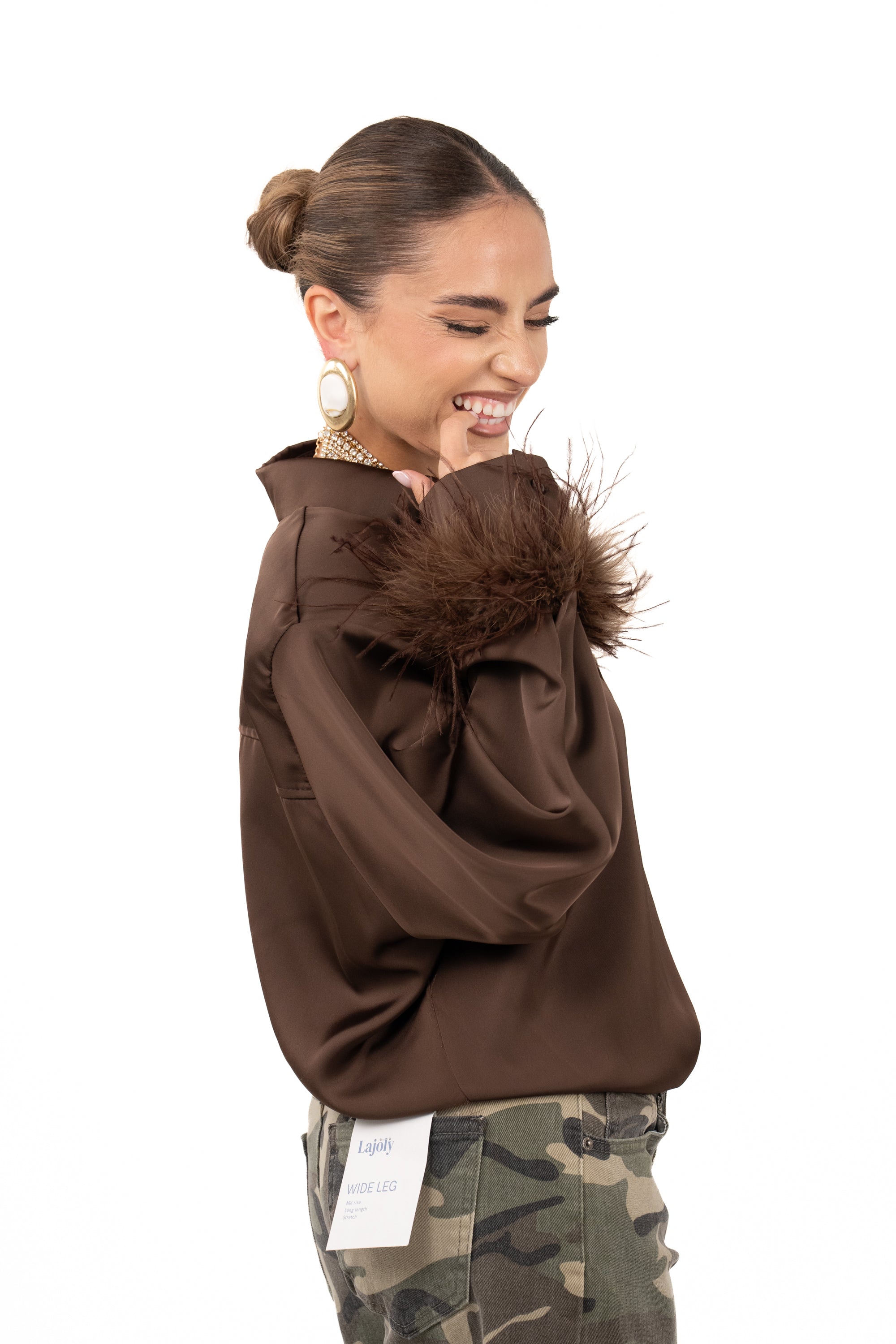 CAMICIA SUZI MARRONE SATIN CON PIUME JUSTWEST TAGLIA UNICA