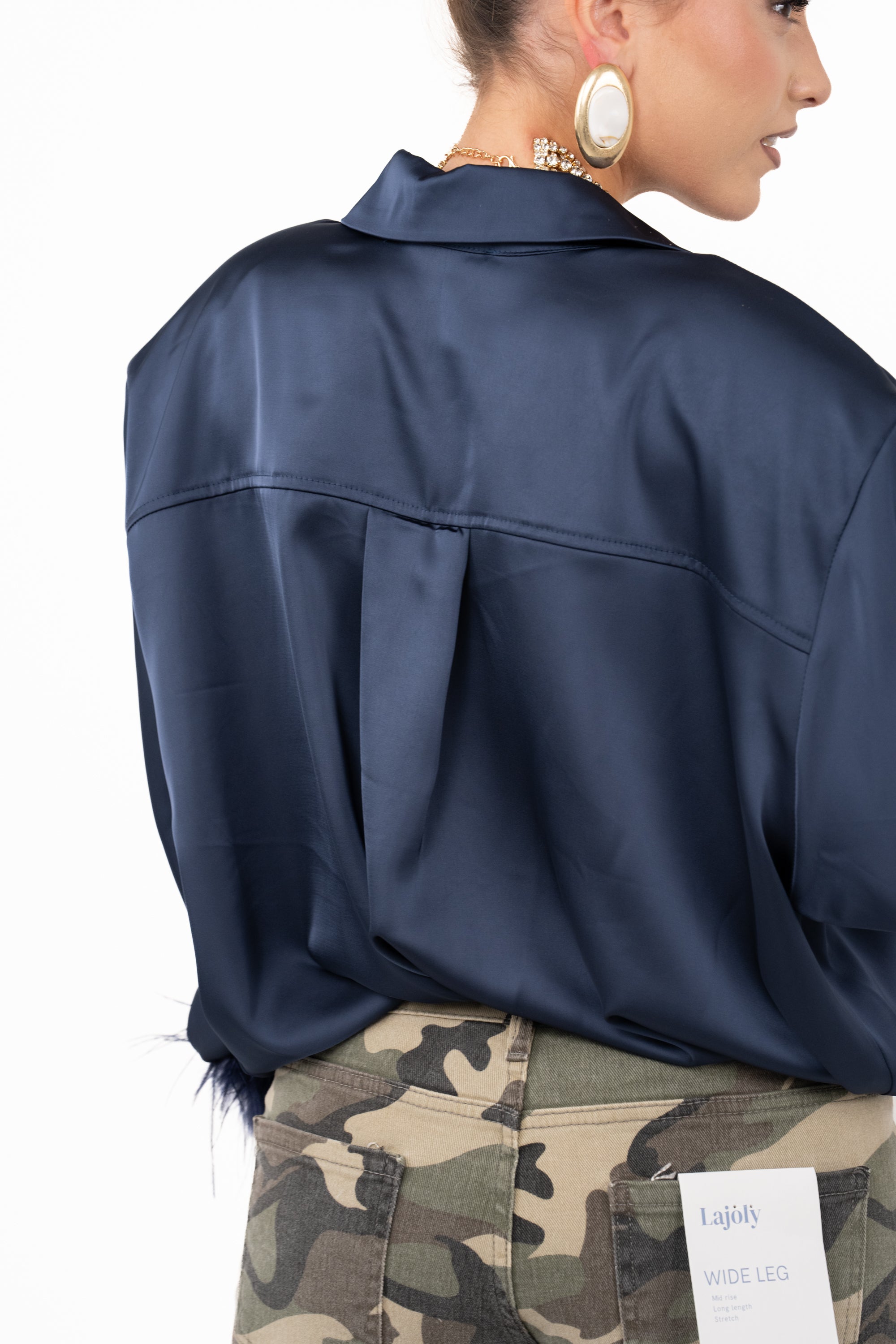 CAMICIA SUZI BLU SATIN CON PIUME JUSTWEST TAGLIA UNICA