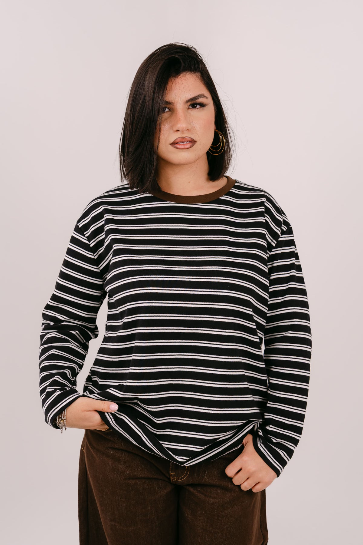 MAGLIA ROMA CON RIGHE NERE E MARRONI TAGLIA UNICA