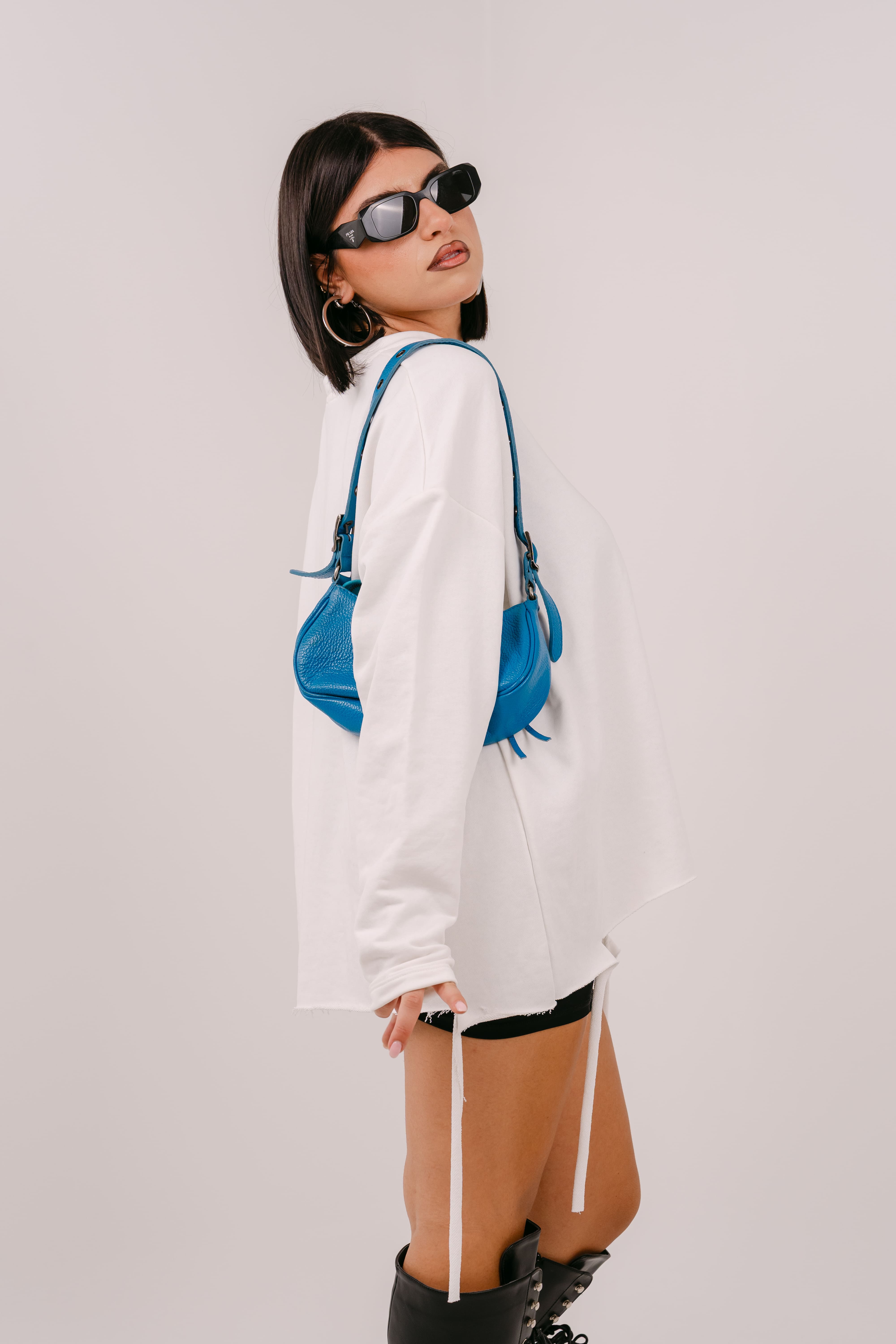 FELPA LUNGA KAREN BIANCA CON STRAPPI JUSTWEST TAGLIA UNICA