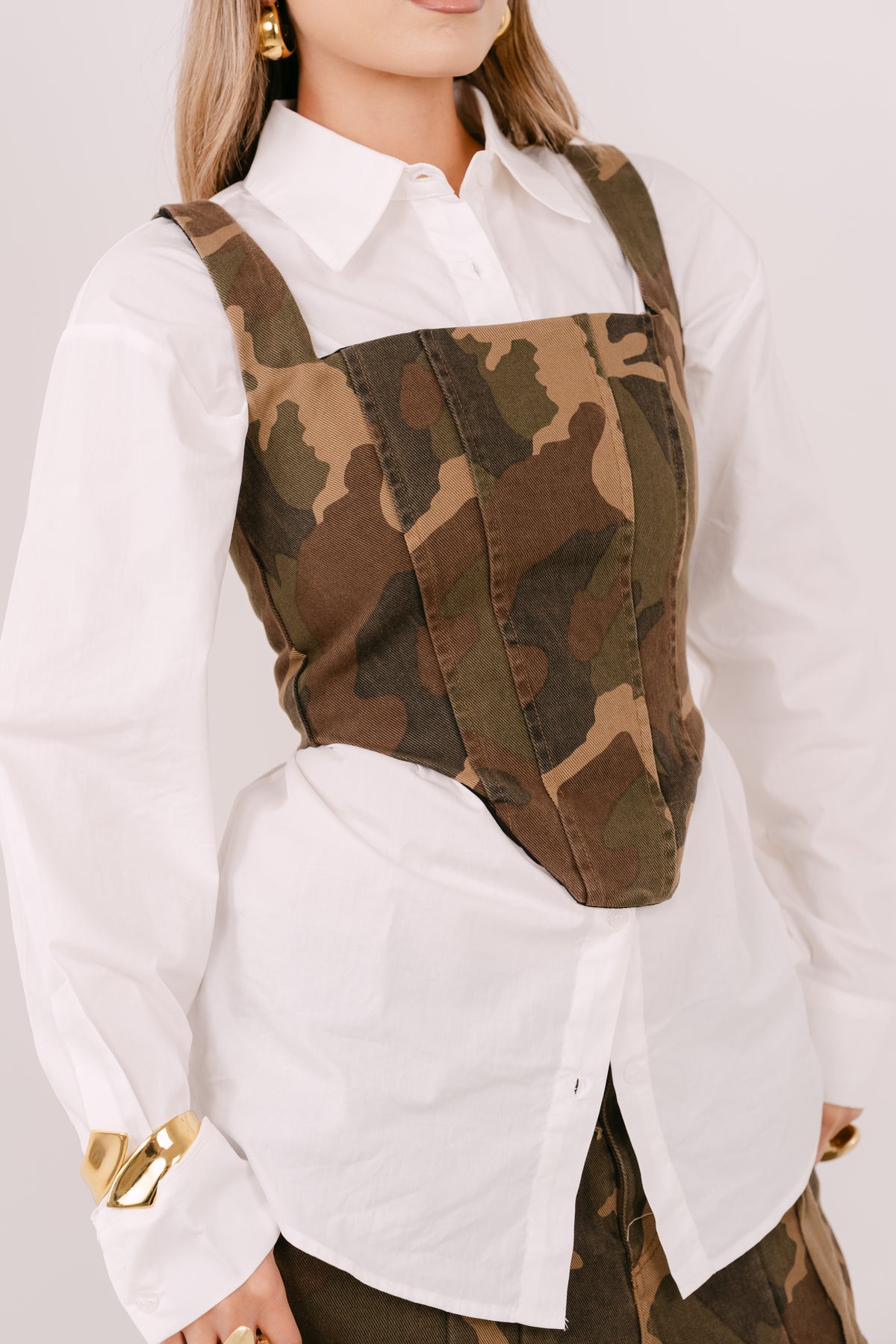 TOP CORSETTO MIMETICO CON FONDO SAGOMATO
