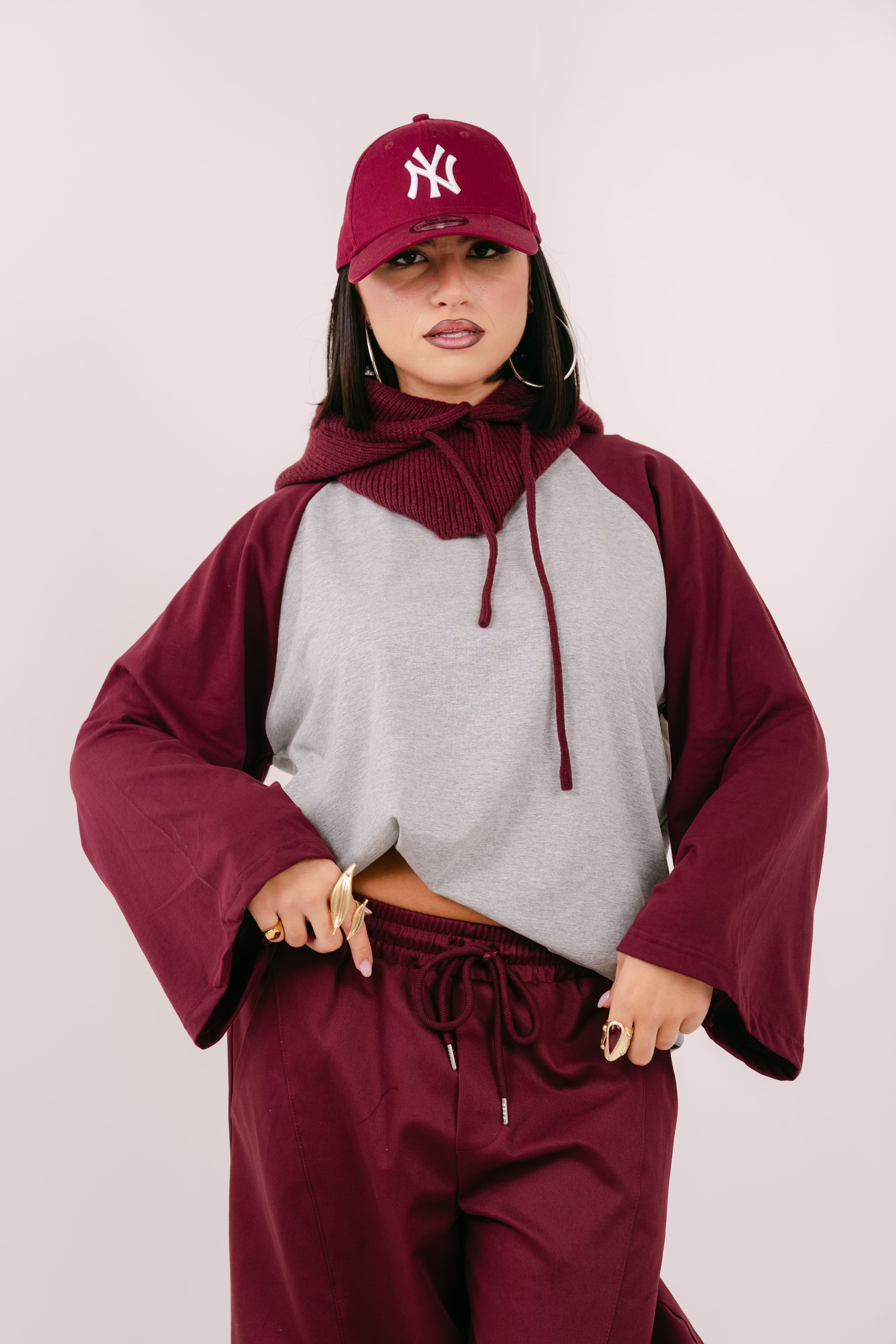 MAGLIA BICOLOR GRIGIO E BORDEAUX  TAGLIA UNICA