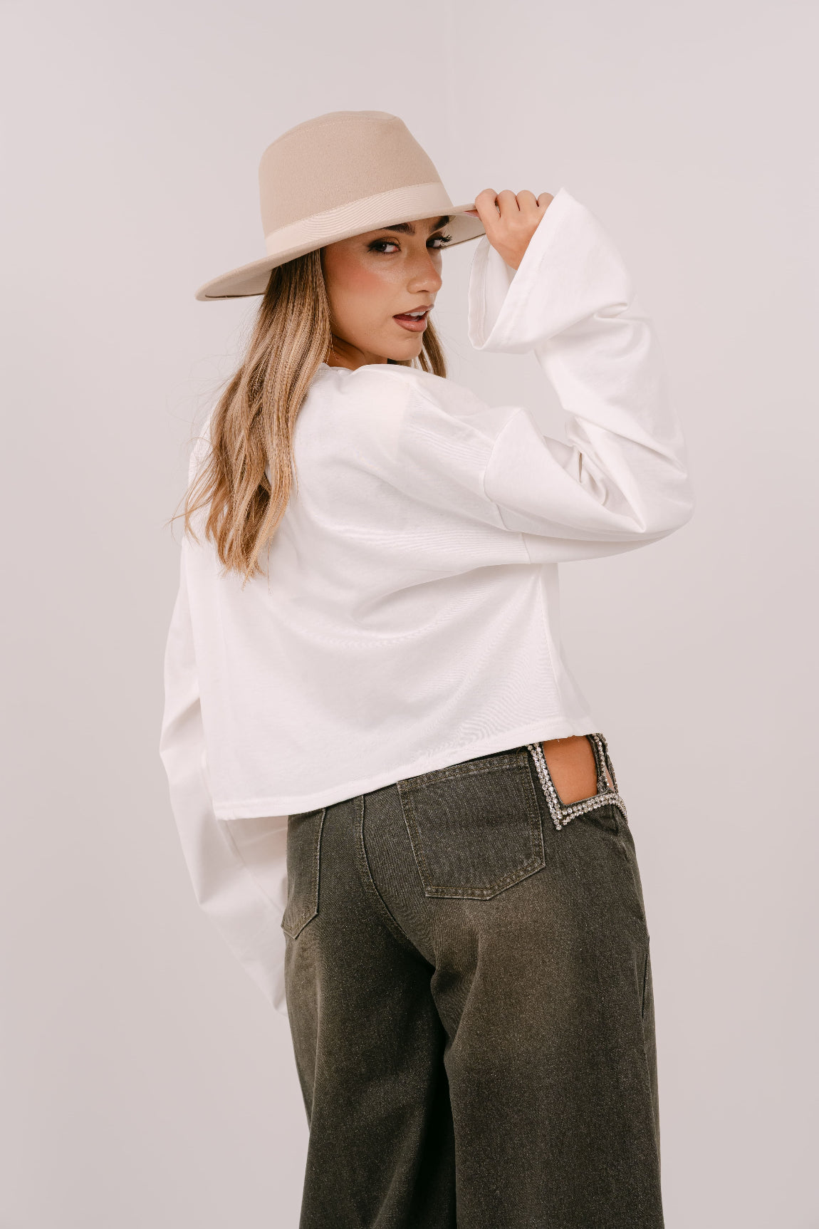 MAGLIA CHER CROPPED BIANCA OVER TAGLIA UNICA