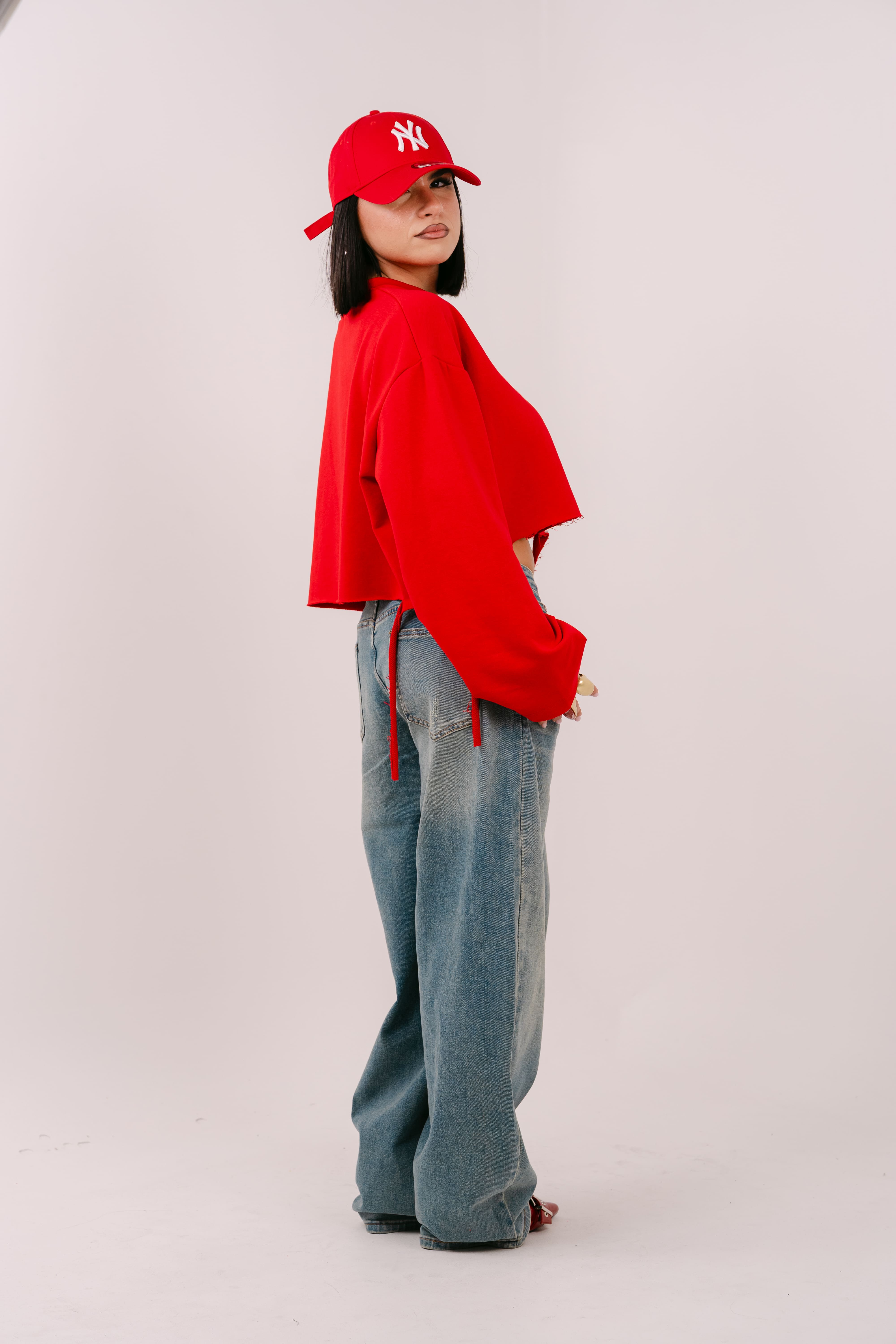 FELPA CROP ELSA ROSSA JUSTWEST OVERSIZE CON STRAPPI TAGLIA UNICA