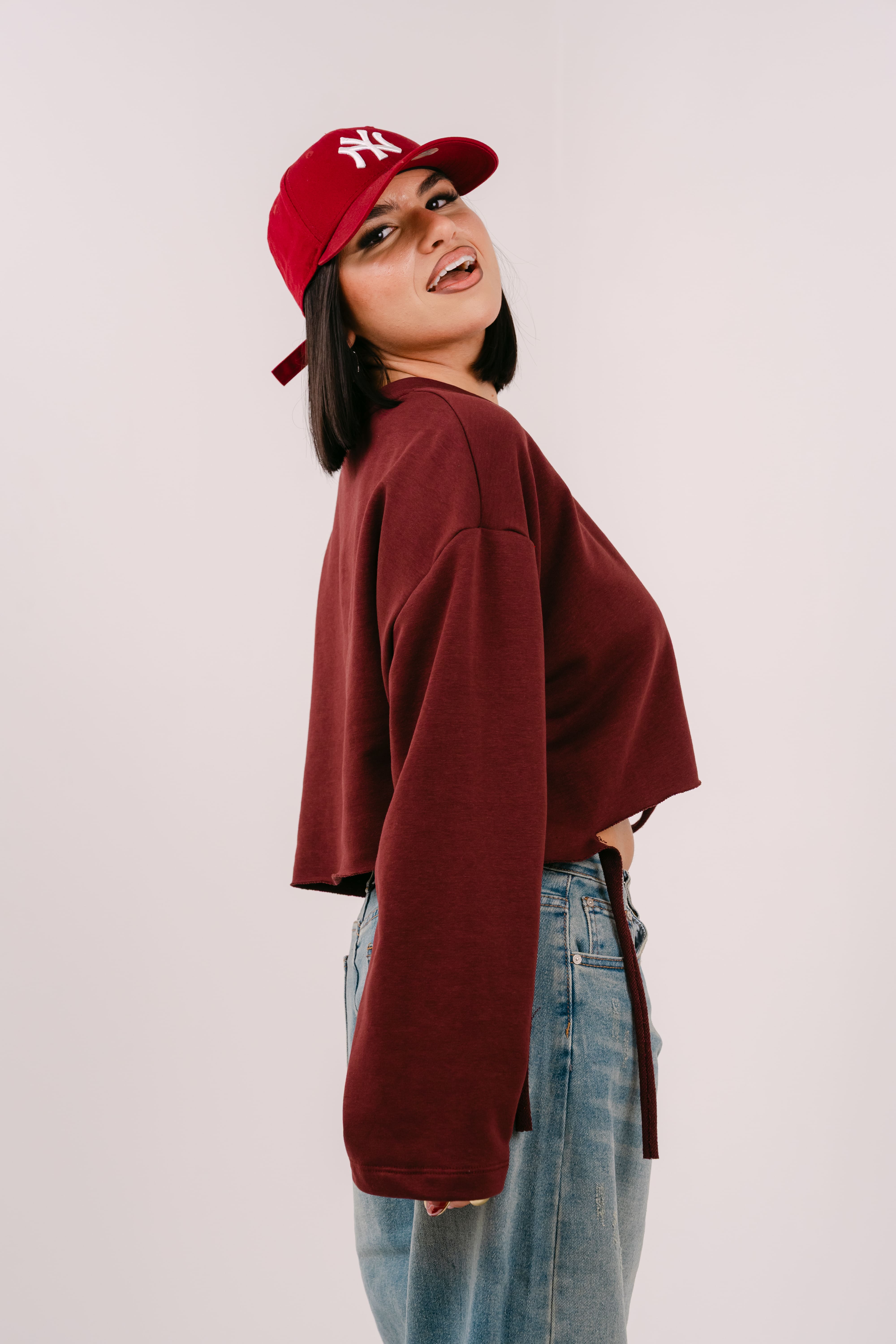FELPA CROP ELSA BORDEAUX JUSTWEST OVERSIZE CON STRAPPI TAGLIA UNICA